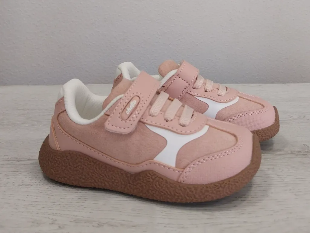 Deportiva rosa chetto peke.webp