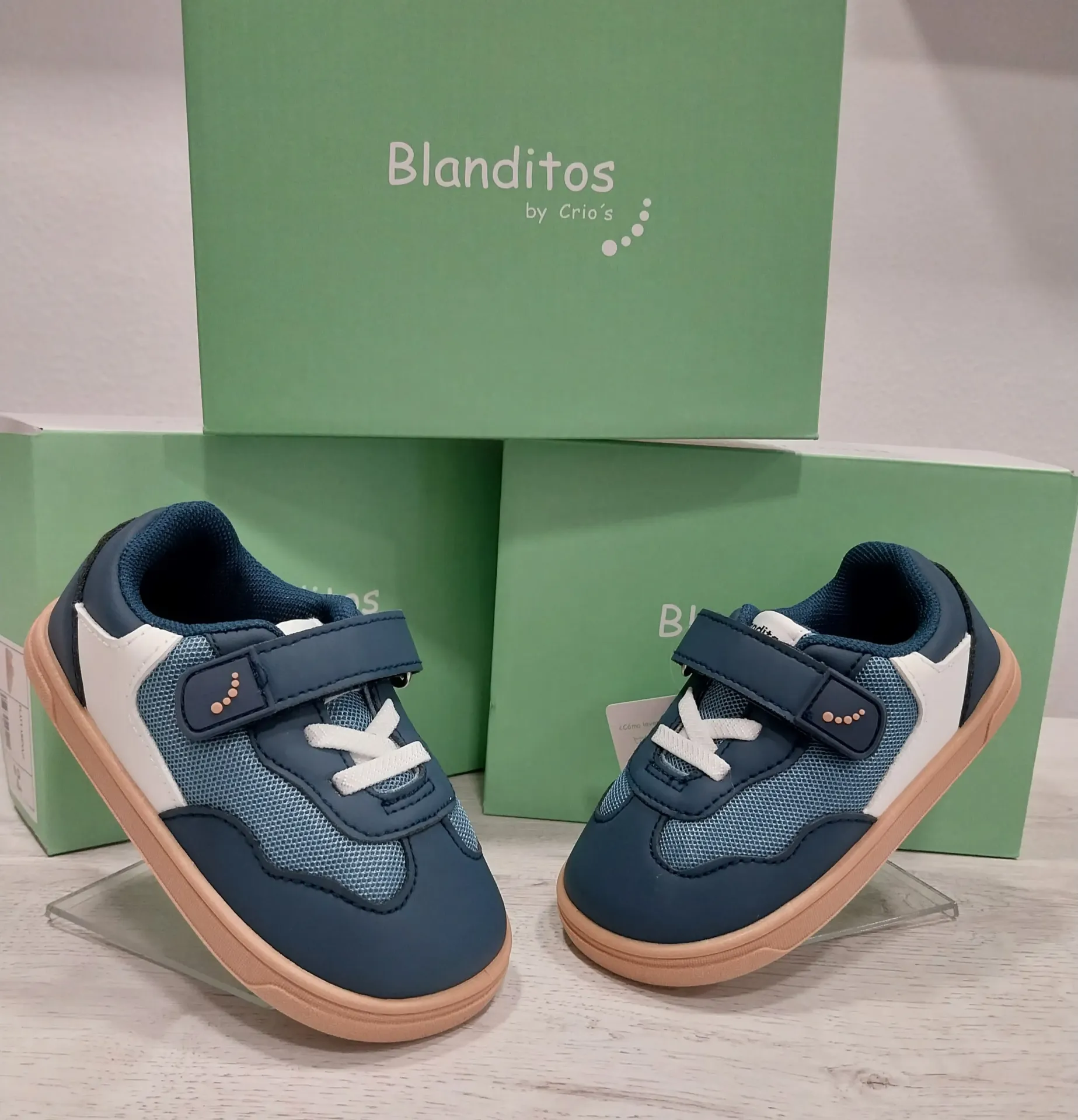 Deportiva vegana blanditos marino (22)